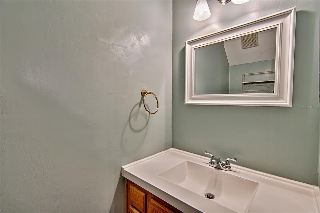 For Sale: $210,000 (2 beds, 2 baths, 1414 Square Feet)