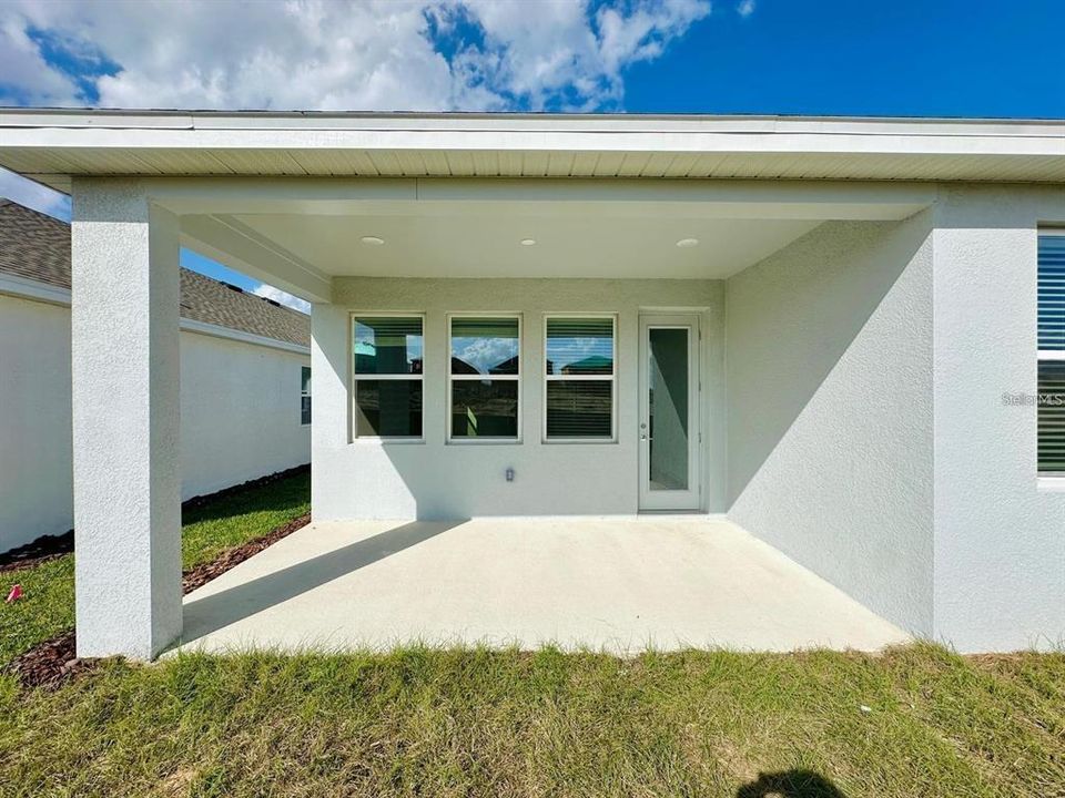 For Rent: $3,000 (4 beds, 3 baths, 2274 Square Feet)