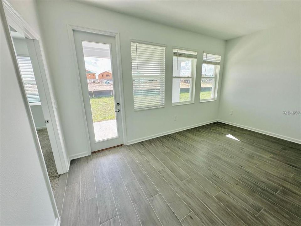 For Rent: $3,000 (4 beds, 3 baths, 2274 Square Feet)