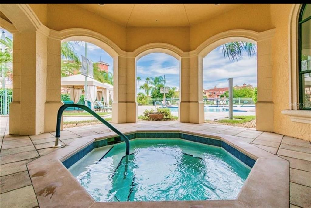 En Venta: $499,000 (2 camas, 2 baños, 1598 Pies cuadrados)