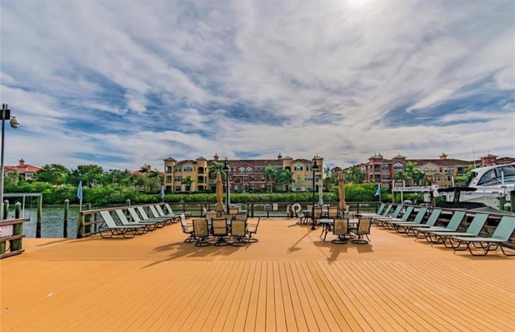 En Venta: $499,000 (2 camas, 2 baños, 1598 Pies cuadrados)