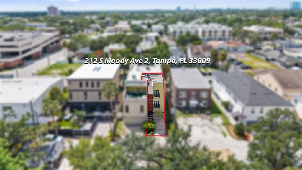 For Sale: $575,000 (3 beds, 3 baths, 2097 Square Feet)