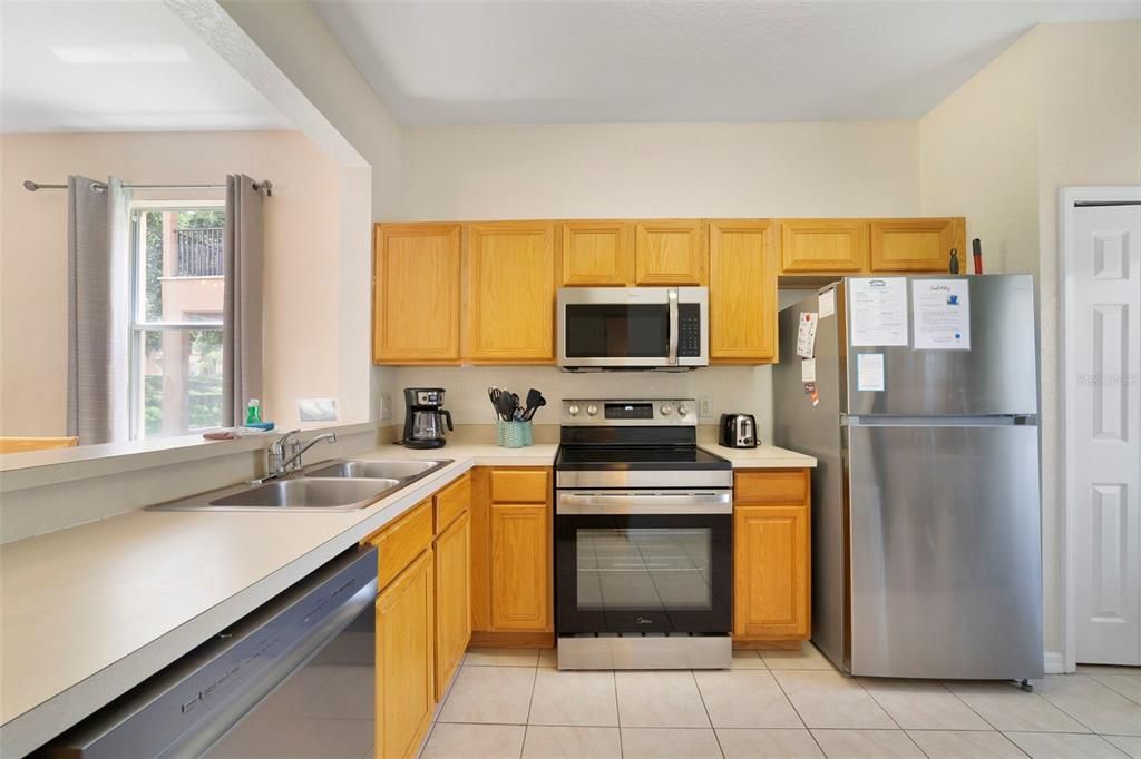 For Sale: $274,500 (4 beds, 3 baths, 1856 Square Feet)