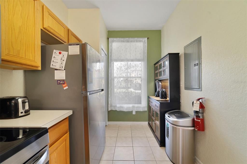 For Sale: $274,500 (4 beds, 3 baths, 1856 Square Feet)