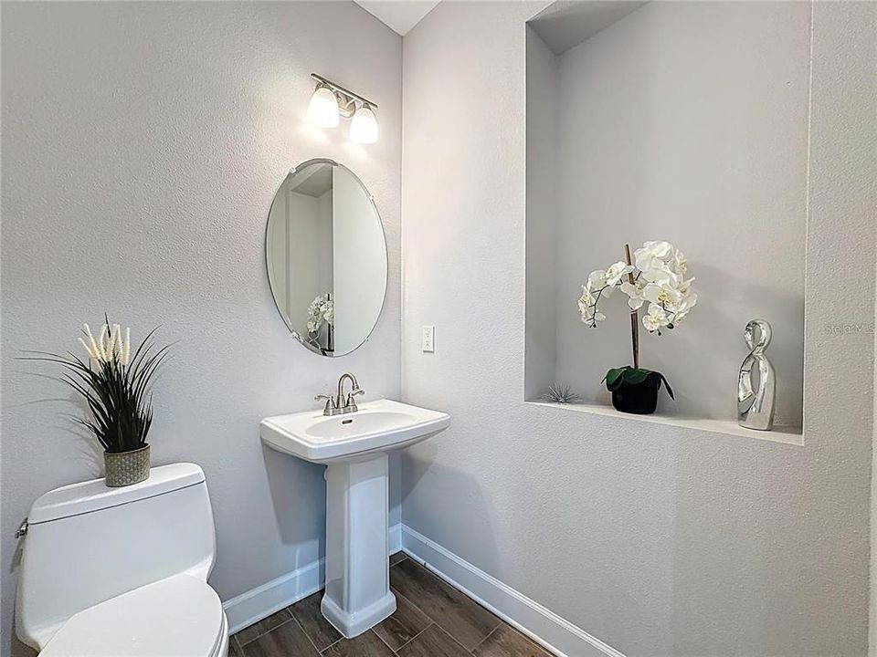 For Sale: $705,000 (3 beds, 2 baths, 3017 Square Feet)
