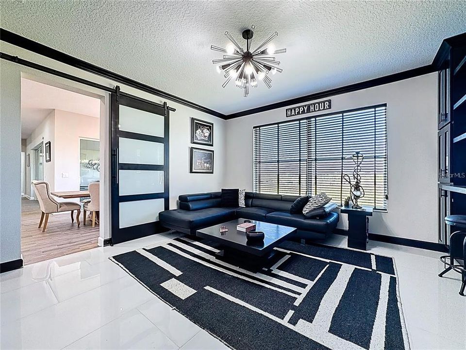 For Sale: $705,000 (3 beds, 2 baths, 3017 Square Feet)