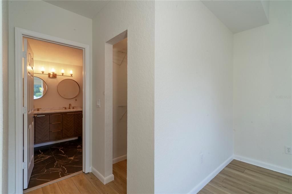 En Venta: $595,000 (3 camas, 2 baños, 1277 Pies cuadrados)