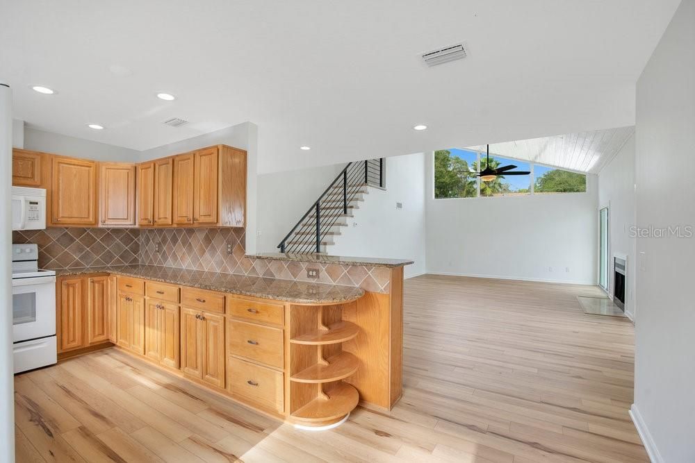 En Renta: $3,250 (3 camas, 2 baños, 1921 Pies cuadrados)