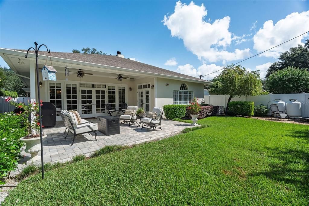 For Sale: $1,195,000 (4 beds, 3 baths, 2972 Square Feet)