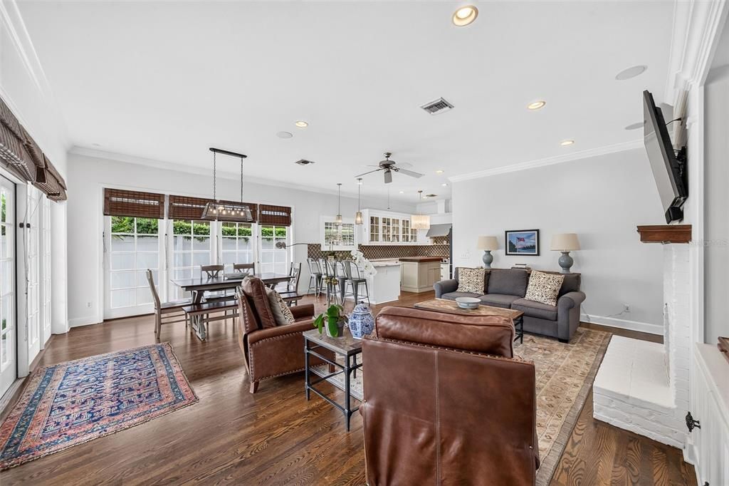 For Sale: $1,195,000 (4 beds, 3 baths, 2972 Square Feet)