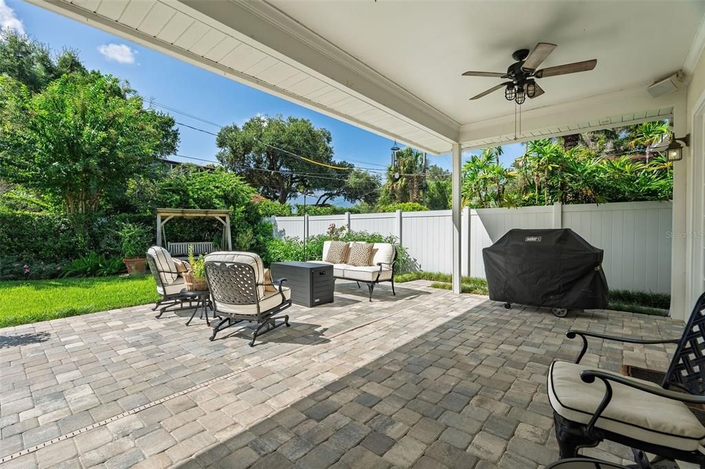 For Sale: $1,195,000 (4 beds, 3 baths, 2972 Square Feet)