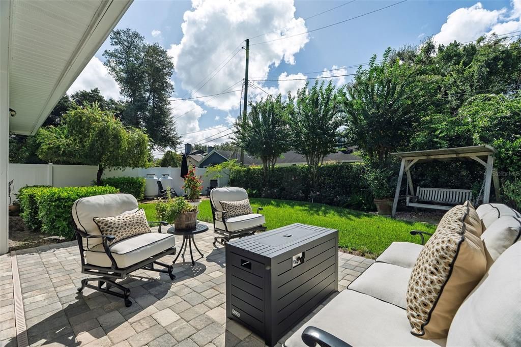 For Sale: $1,195,000 (4 beds, 3 baths, 2972 Square Feet)