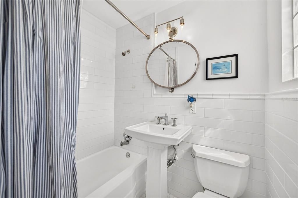 For Sale: $1,195,000 (4 beds, 3 baths, 2972 Square Feet)