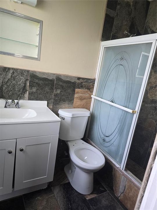 En Renta: $2,450 (3 camas, 2 baños, 1650 Pies cuadrados)