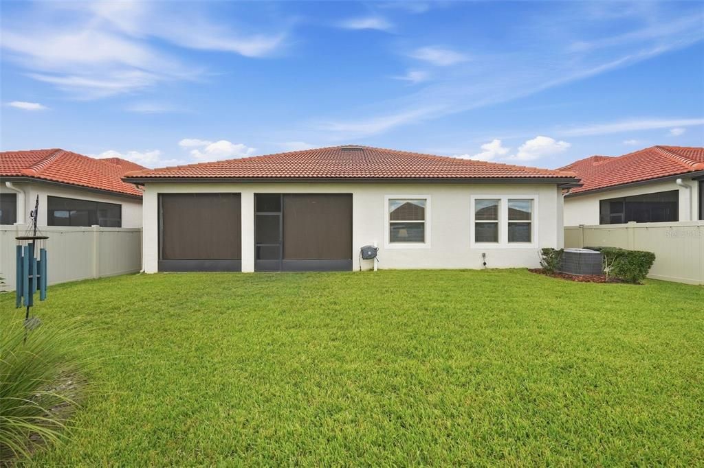 For Sale: $519,900 (3 beds, 2 baths, 2363 Square Feet)