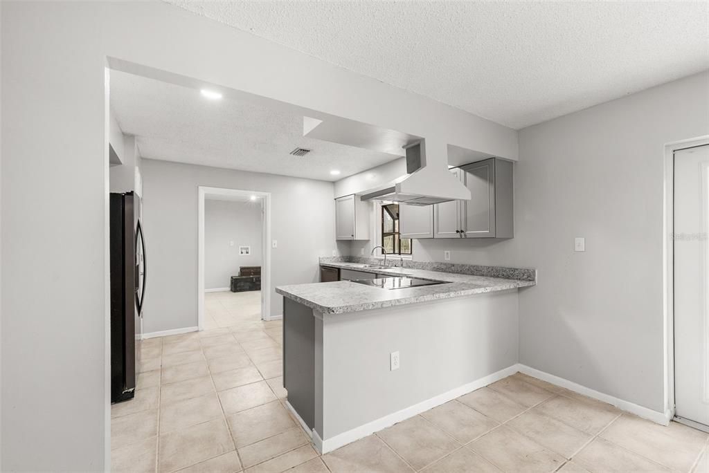 En Venta: $386,590 (4 camas, 2 baños, 1792 Pies cuadrados)