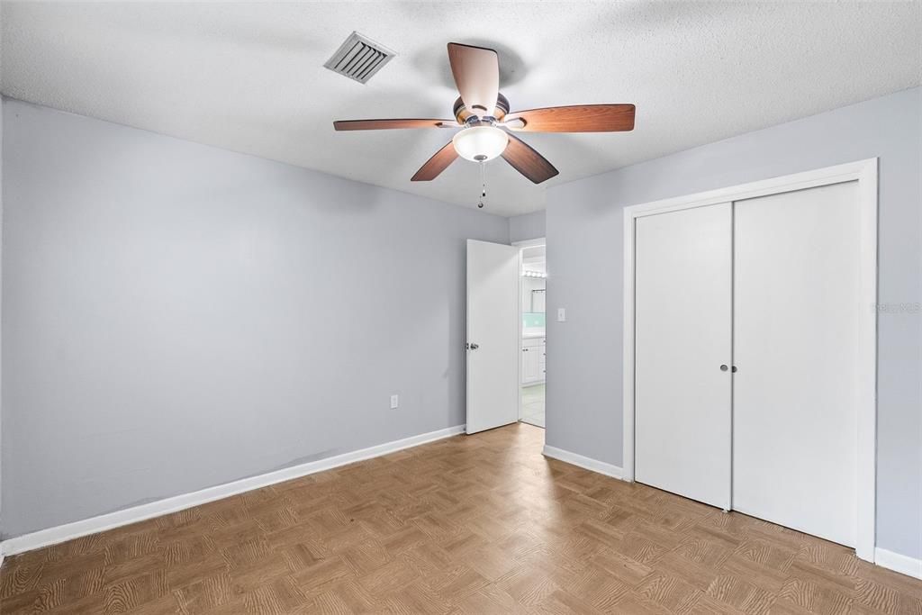 En Venta: $386,590 (4 camas, 2 baños, 1792 Pies cuadrados)