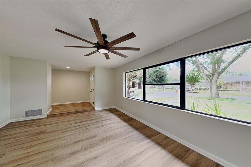 For Sale: $429,900 (4 beds, 2 baths, 1795 Square Feet)