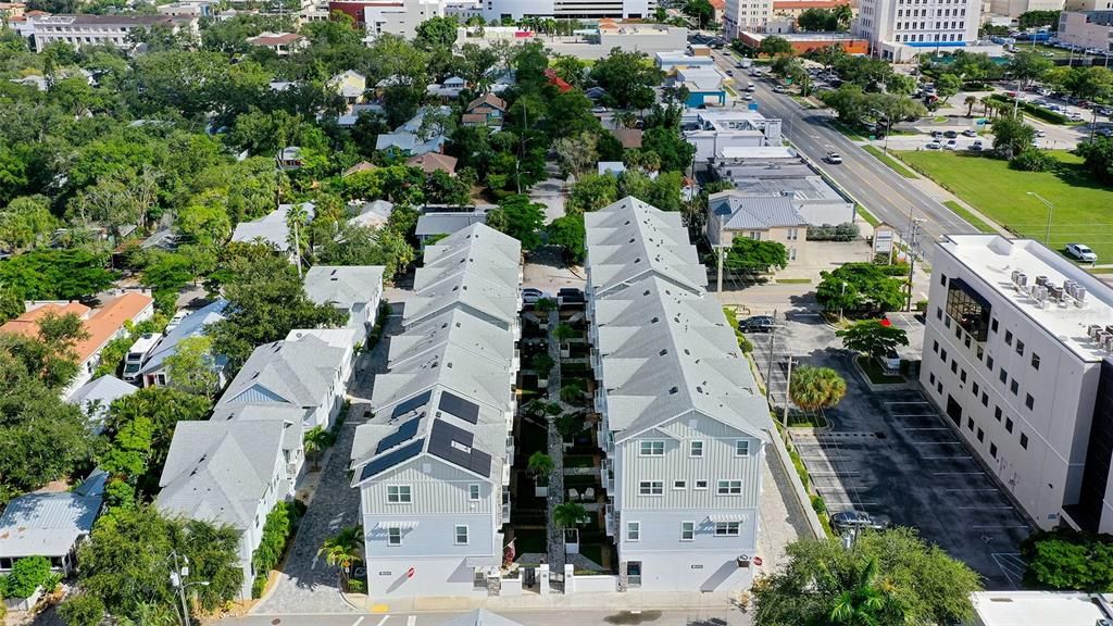 На продажу: $725,000 (3 спален, 3 ванн, 2451 Квадратных фут)