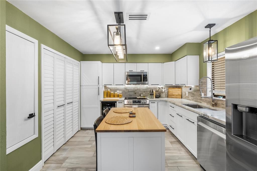 En Venta: $280,000 (3 camas, 2 baños, 1345 Pies cuadrados)