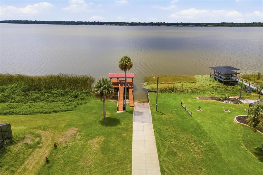 For Sale: $275,000 (3 beds, 2 baths, 1447 Square Feet)