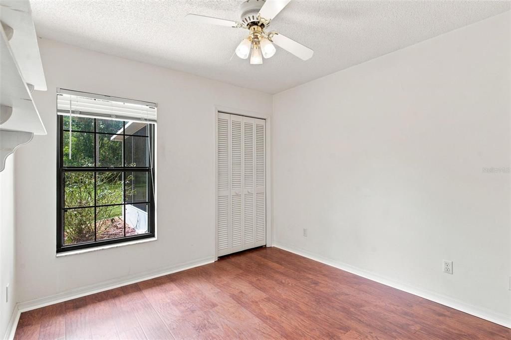 For Sale: $275,000 (3 beds, 2 baths, 1447 Square Feet)