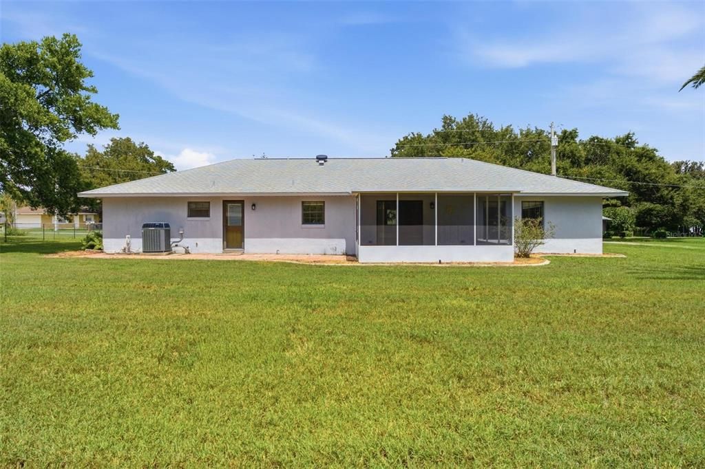 For Sale: $275,000 (3 beds, 2 baths, 1447 Square Feet)
