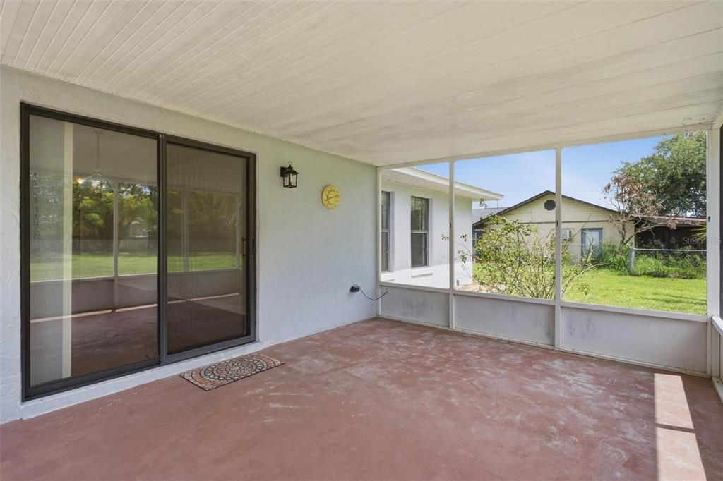 For Sale: $275,000 (3 beds, 2 baths, 1447 Square Feet)