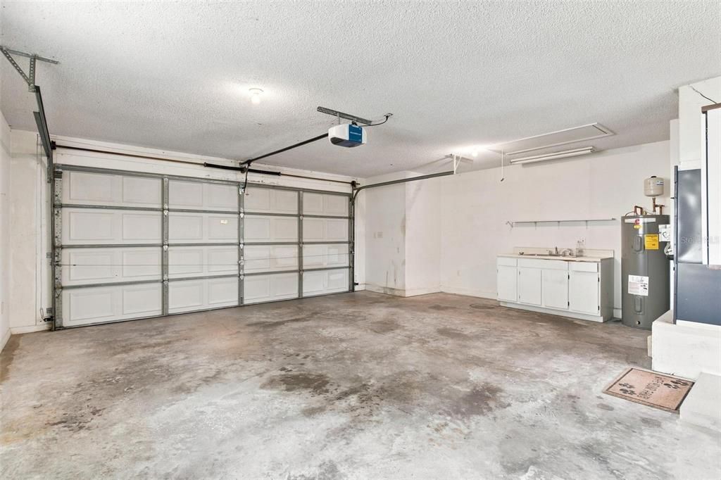 For Sale: $275,000 (3 beds, 2 baths, 1447 Square Feet)