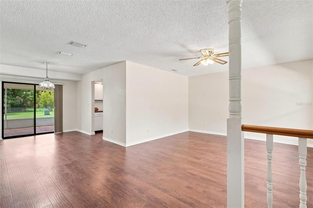 For Sale: $275,000 (3 beds, 2 baths, 1447 Square Feet)