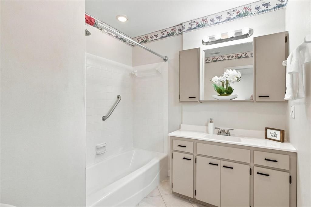 For Sale: $275,000 (3 beds, 2 baths, 1447 Square Feet)