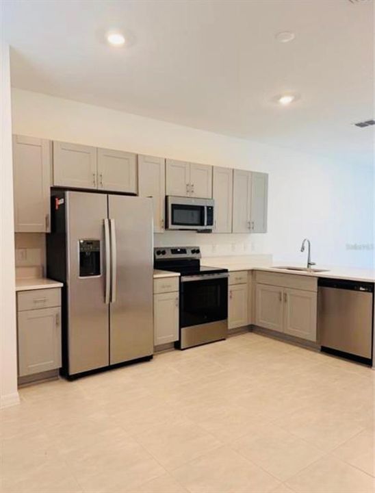For Rent: $1,750 (2 beds, 2 baths, 1187 Square Feet)