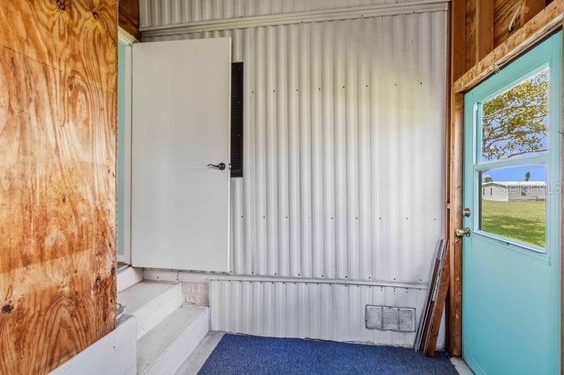 For Sale: $175,000 (2 beds, 2 baths, 1056 Square Feet)