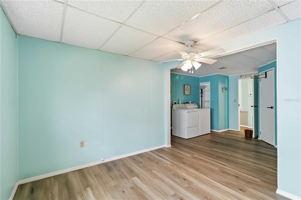 For Sale: $175,000 (2 beds, 2 baths, 1056 Square Feet)