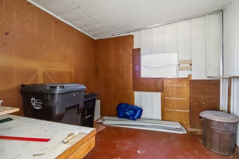 For Sale: $175,000 (2 beds, 2 baths, 1056 Square Feet)