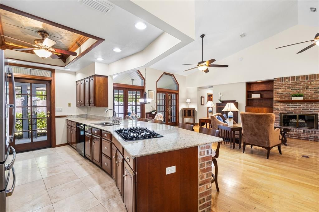 For Sale: $824,900 (4 beds, 3 baths, 2603 Square Feet)