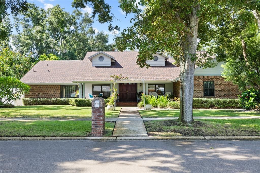 For Sale: $824,900 (4 beds, 3 baths, 2603 Square Feet)