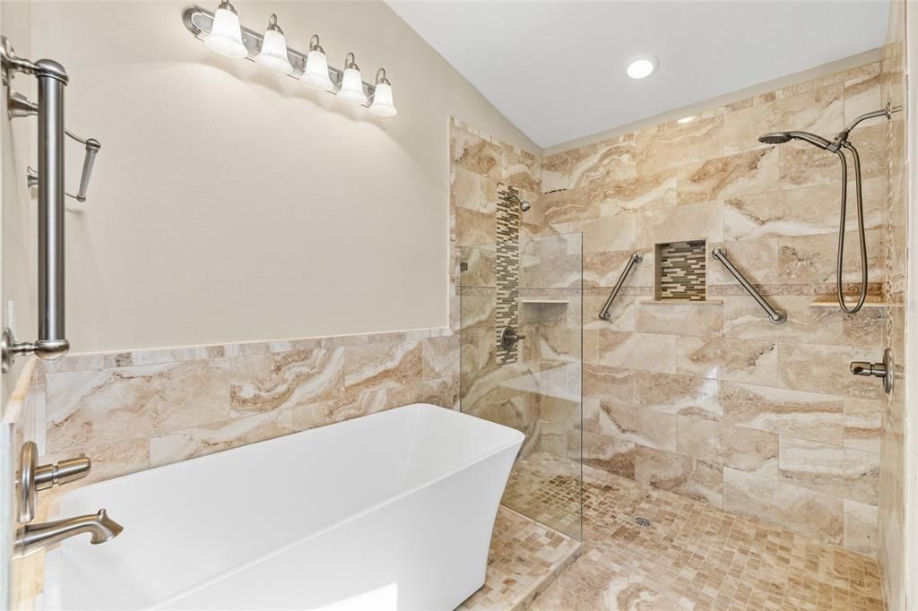 For Sale: $824,900 (4 beds, 3 baths, 2603 Square Feet)