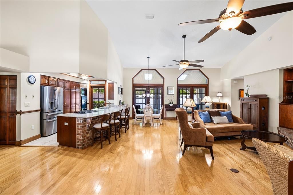 For Sale: $824,900 (4 beds, 3 baths, 2603 Square Feet)