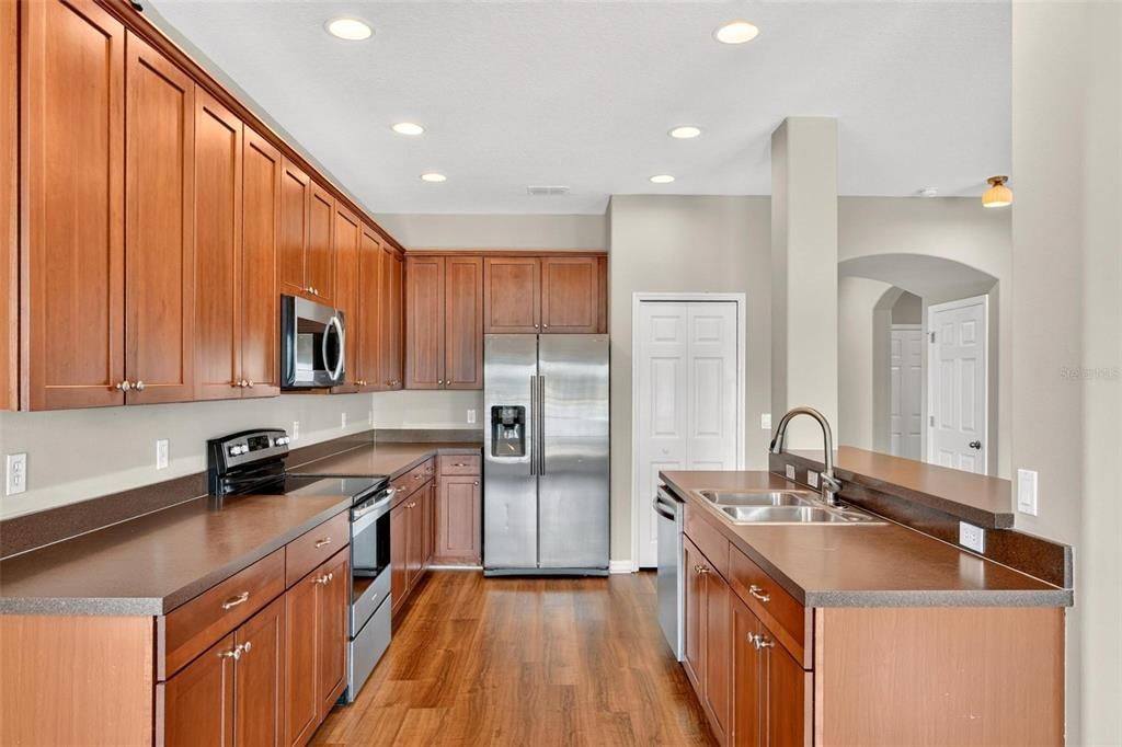 En Venta: $660,000 (4 camas, 4 baños, 3124 Pies cuadrados)