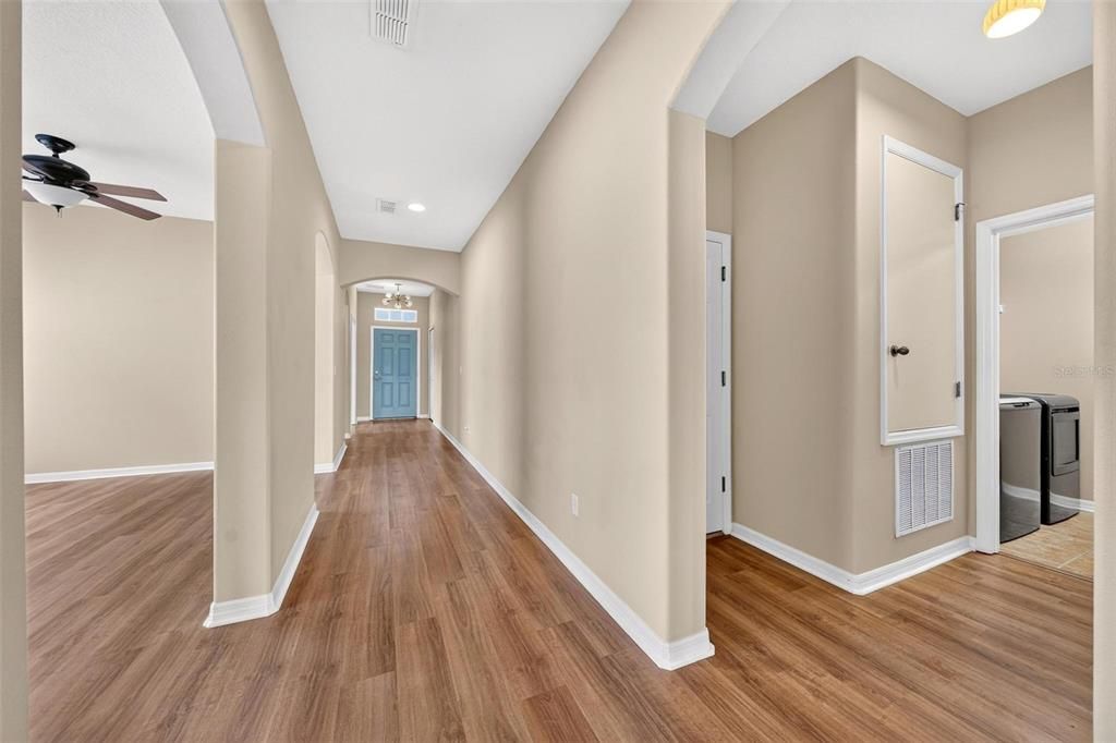 En Venta: $660,000 (4 camas, 4 baños, 3124 Pies cuadrados)