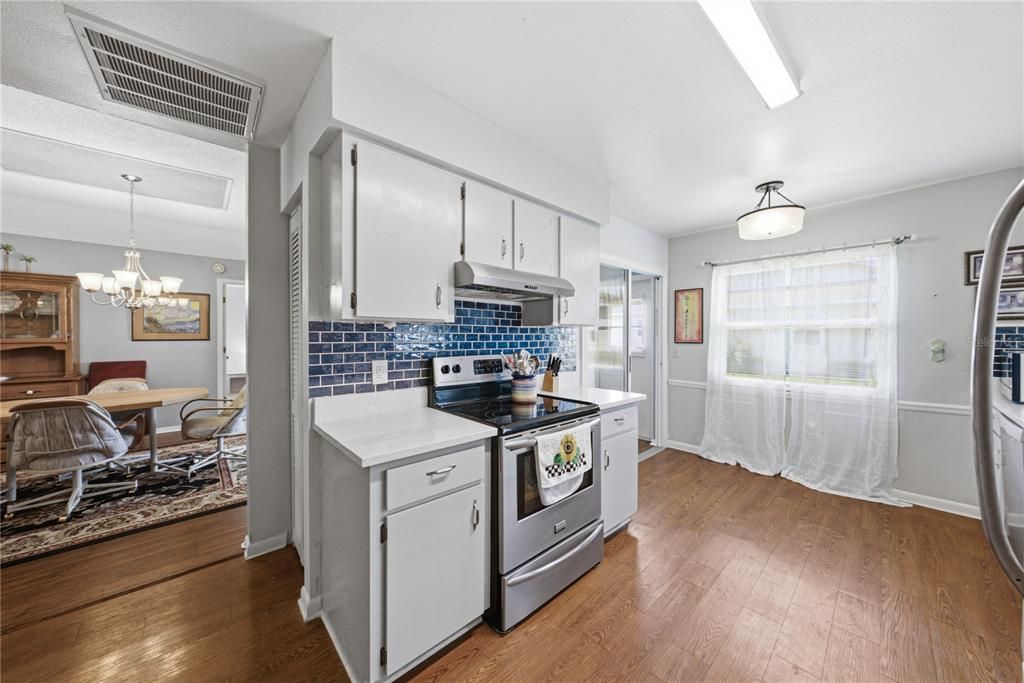 En Venta: $215,000 (2 camas, 2 baños, 1325 Pies cuadrados)