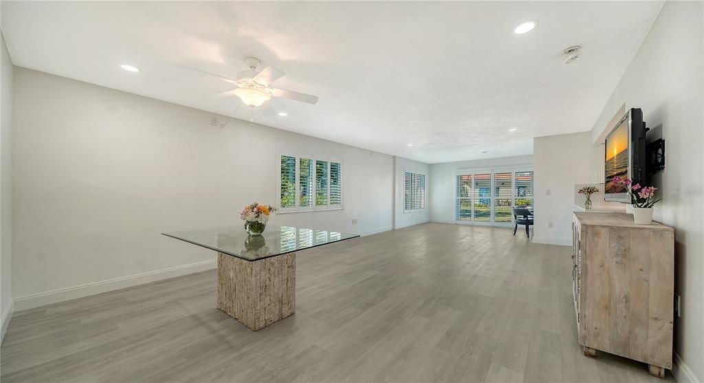 For Sale: $680,000 (3 beds, 2 baths, 1504 Square Feet)