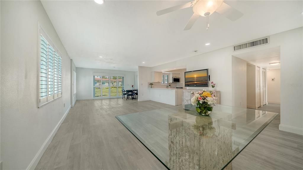 For Sale: $680,000 (3 beds, 2 baths, 1504 Square Feet)