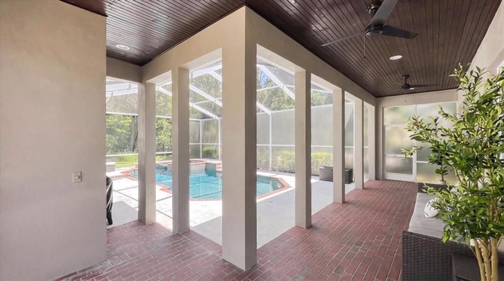 For Sale: $1,150,000 (5 beds, 4 baths, 3569 Square Feet)