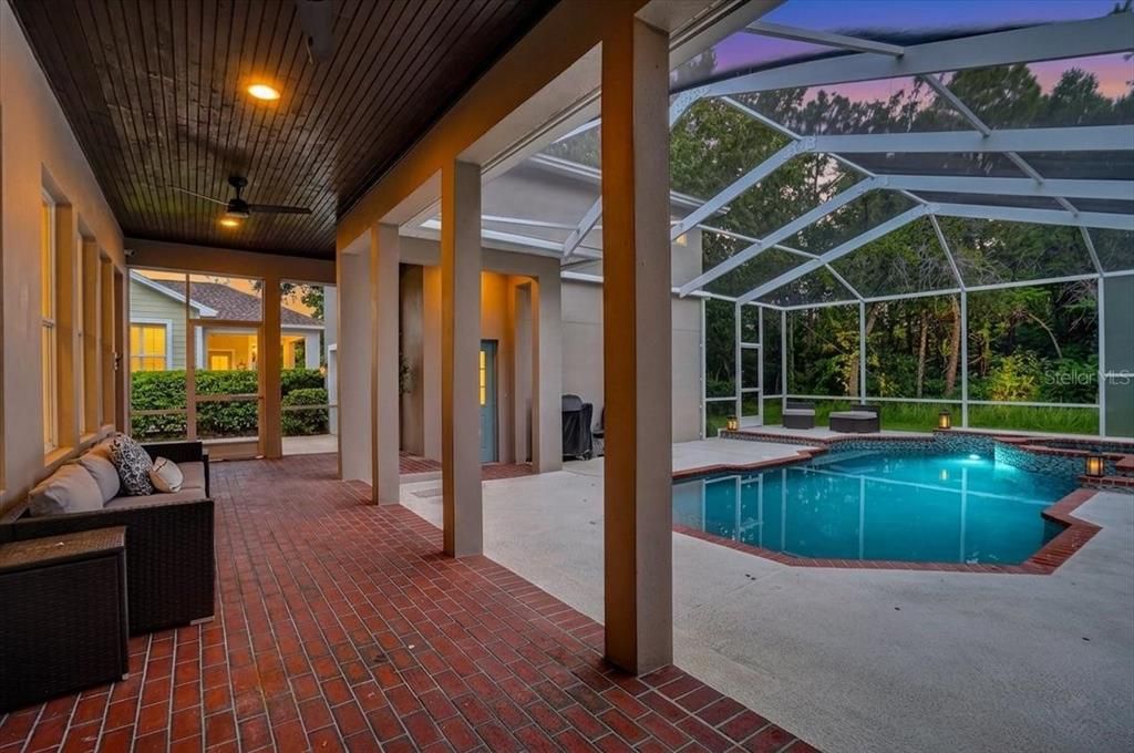 For Sale: $1,150,000 (5 beds, 4 baths, 3569 Square Feet)