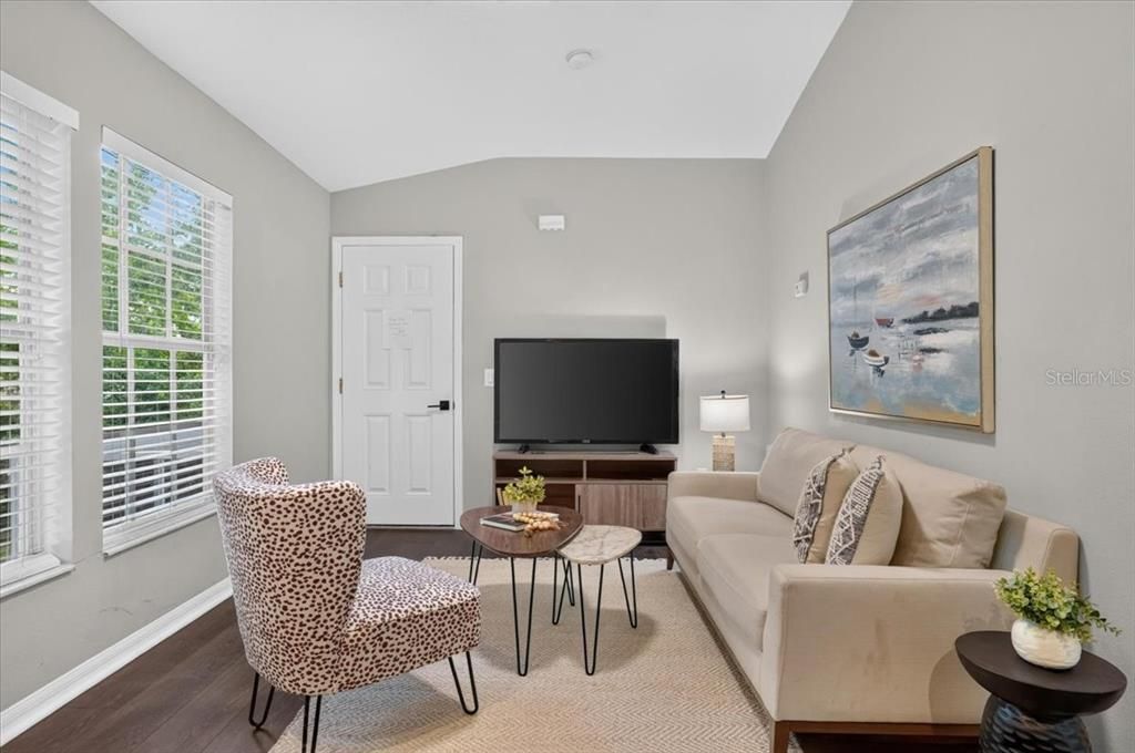For Sale: $1,150,000 (5 beds, 4 baths, 3569 Square Feet)