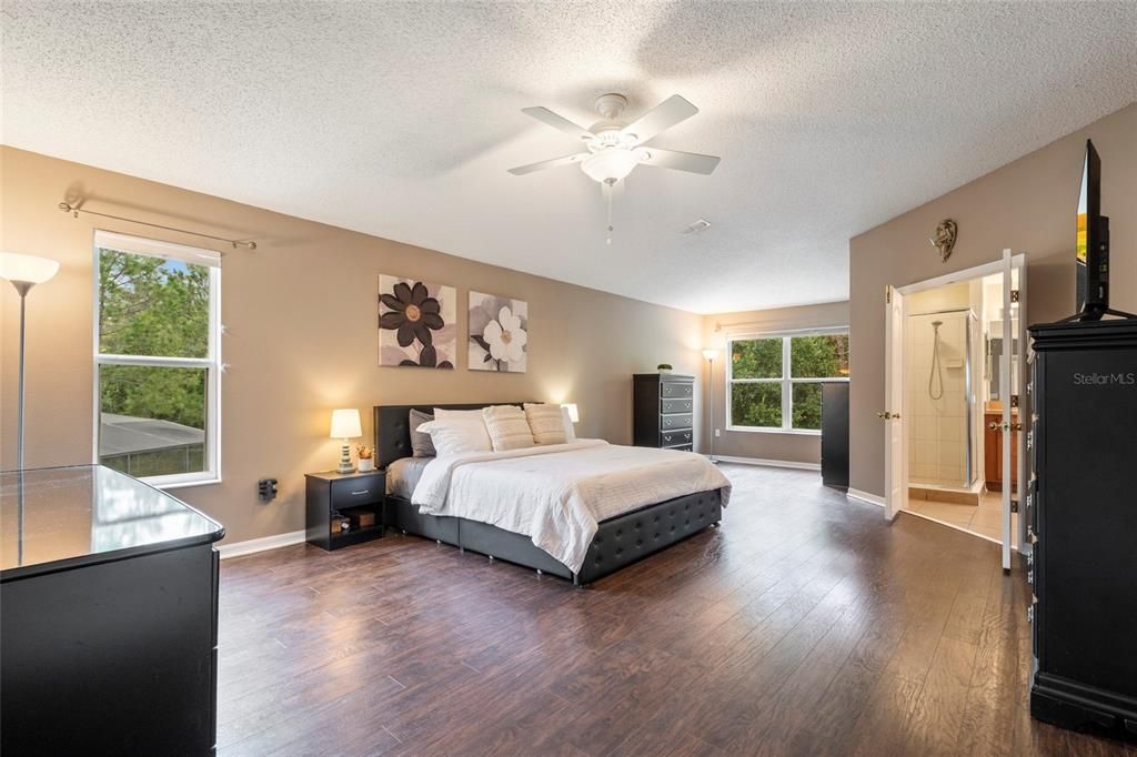 For Sale: $625,000 (5 beds, 3 baths, 3474 Square Feet)
