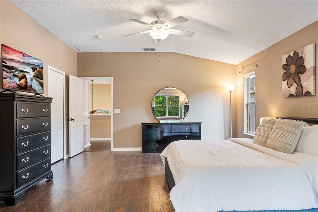 For Sale: $625,000 (5 beds, 3 baths, 3474 Square Feet)