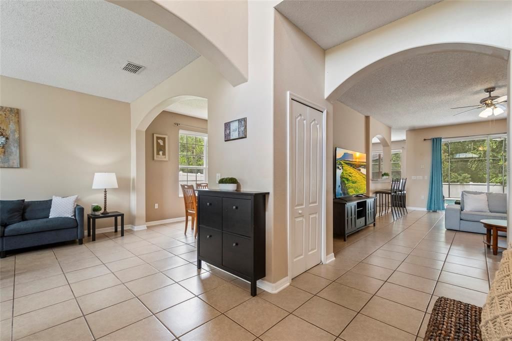For Sale: $625,000 (5 beds, 3 baths, 3474 Square Feet)